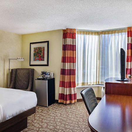 Doubletree By Hilton Johnson City Extérieur photo