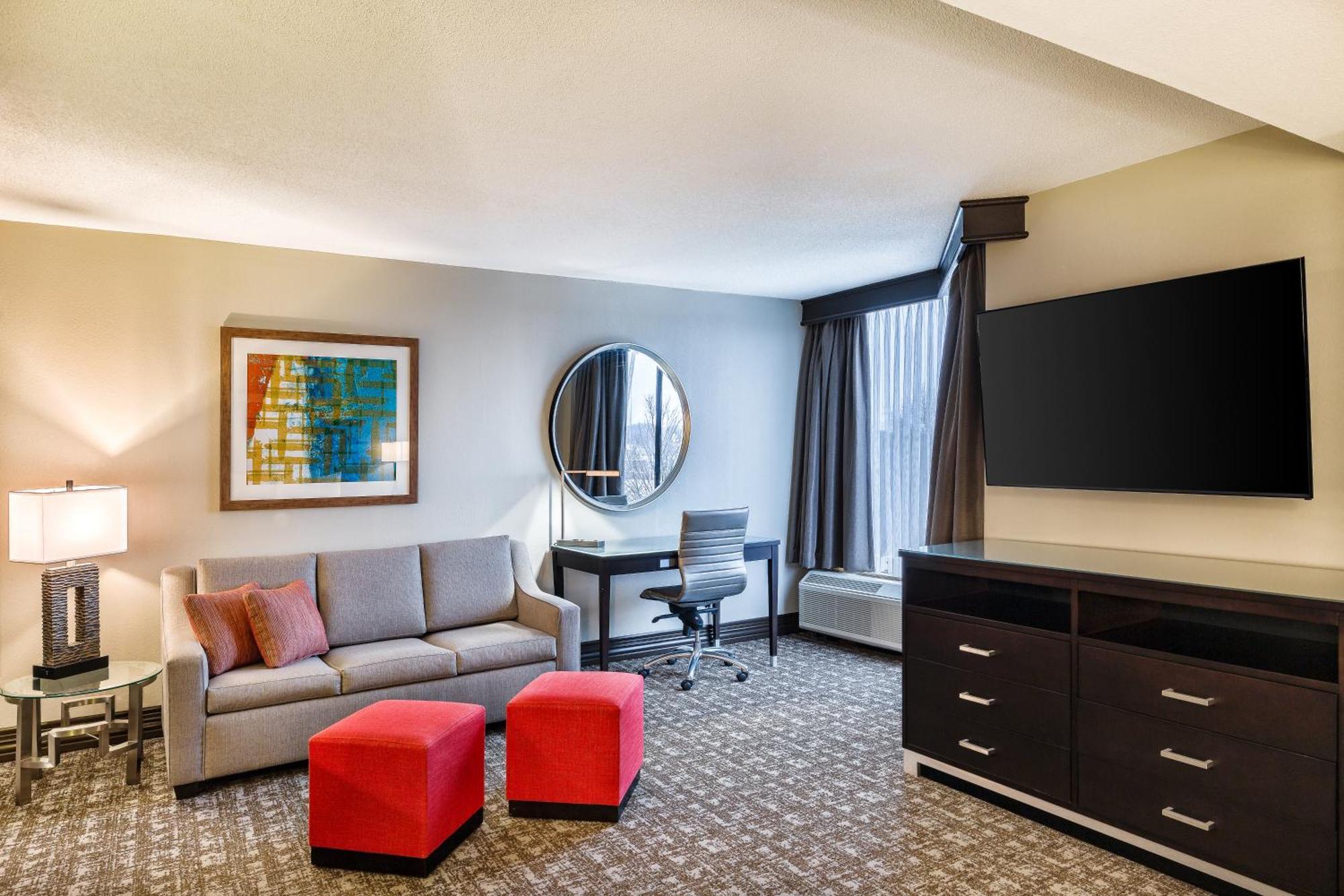 Doubletree By Hilton Johnson City Extérieur photo