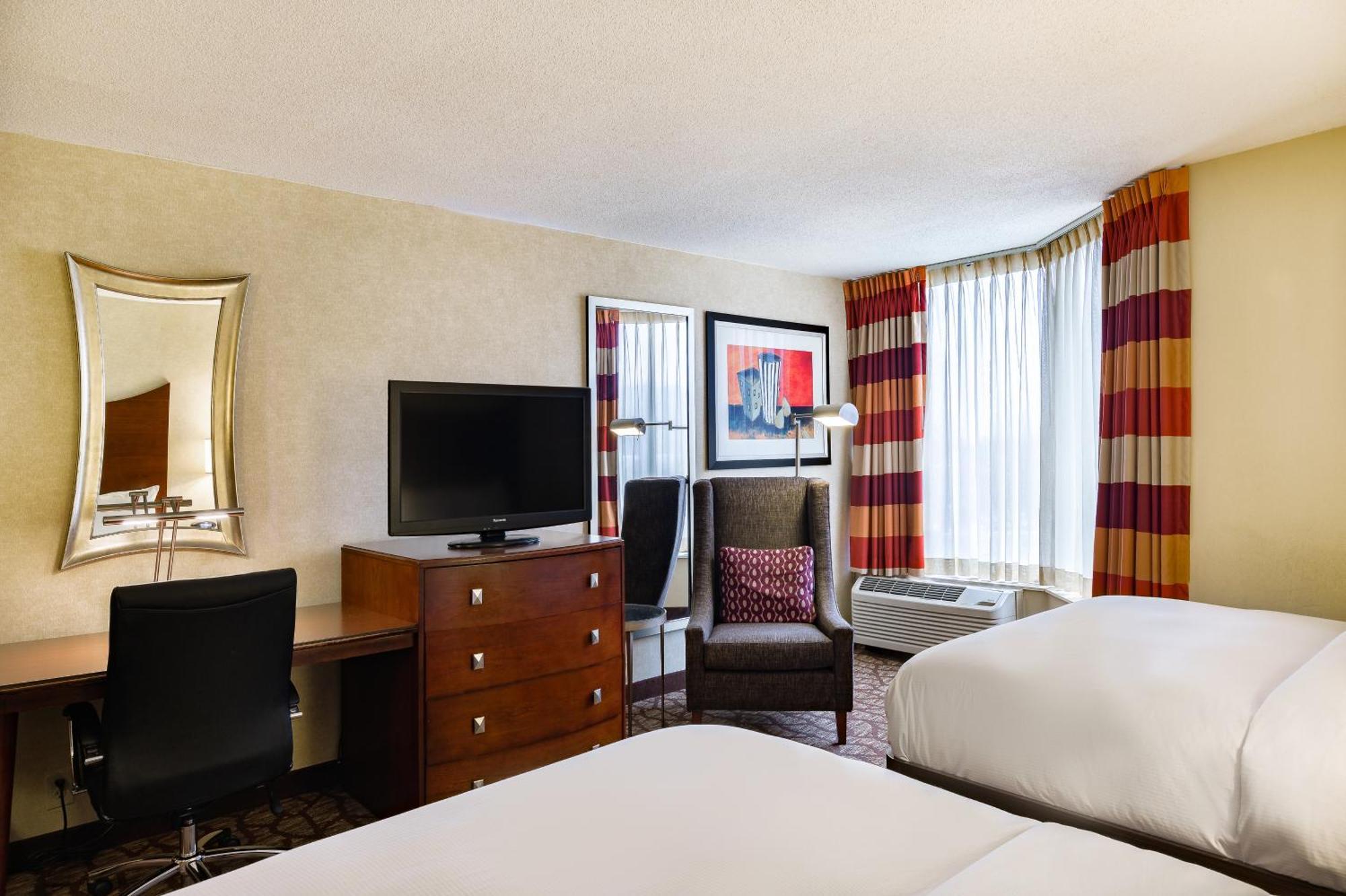Doubletree By Hilton Johnson City Extérieur photo
