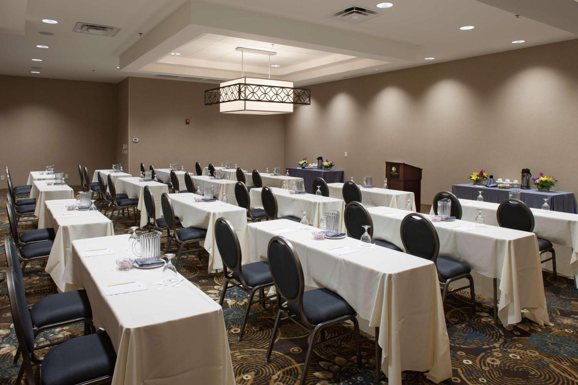 Doubletree By Hilton Johnson City Extérieur photo