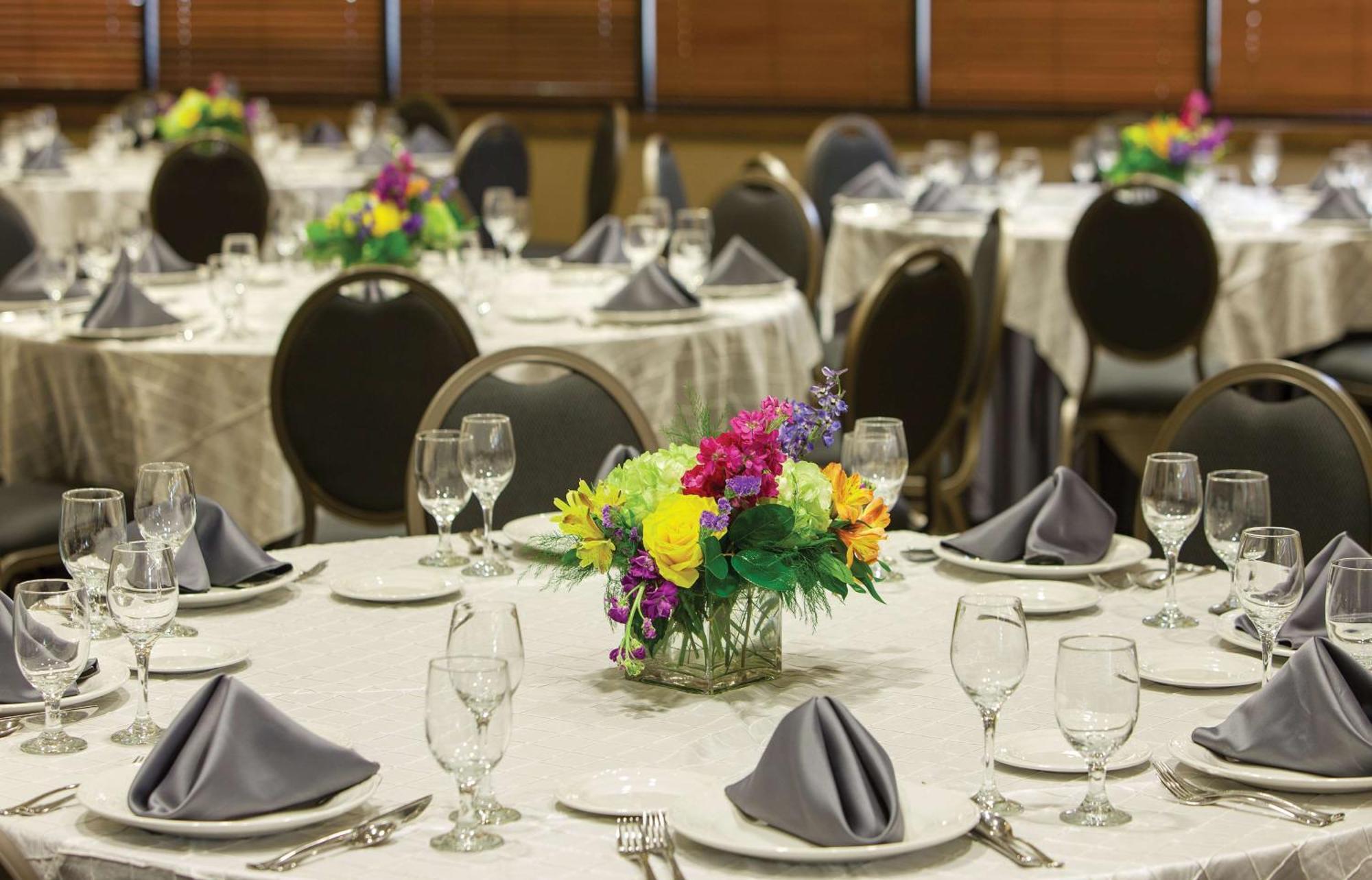 Doubletree By Hilton Johnson City Extérieur photo
