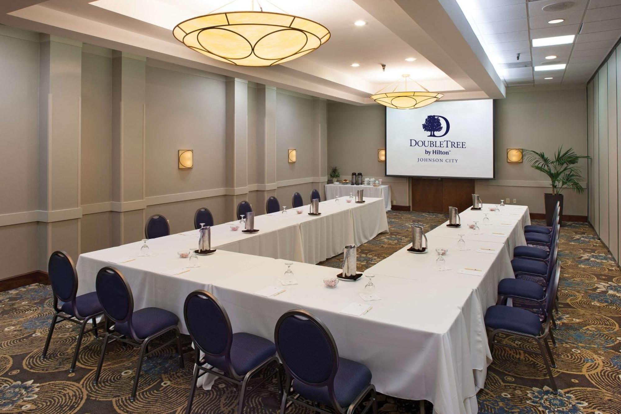 Doubletree By Hilton Johnson City Extérieur photo