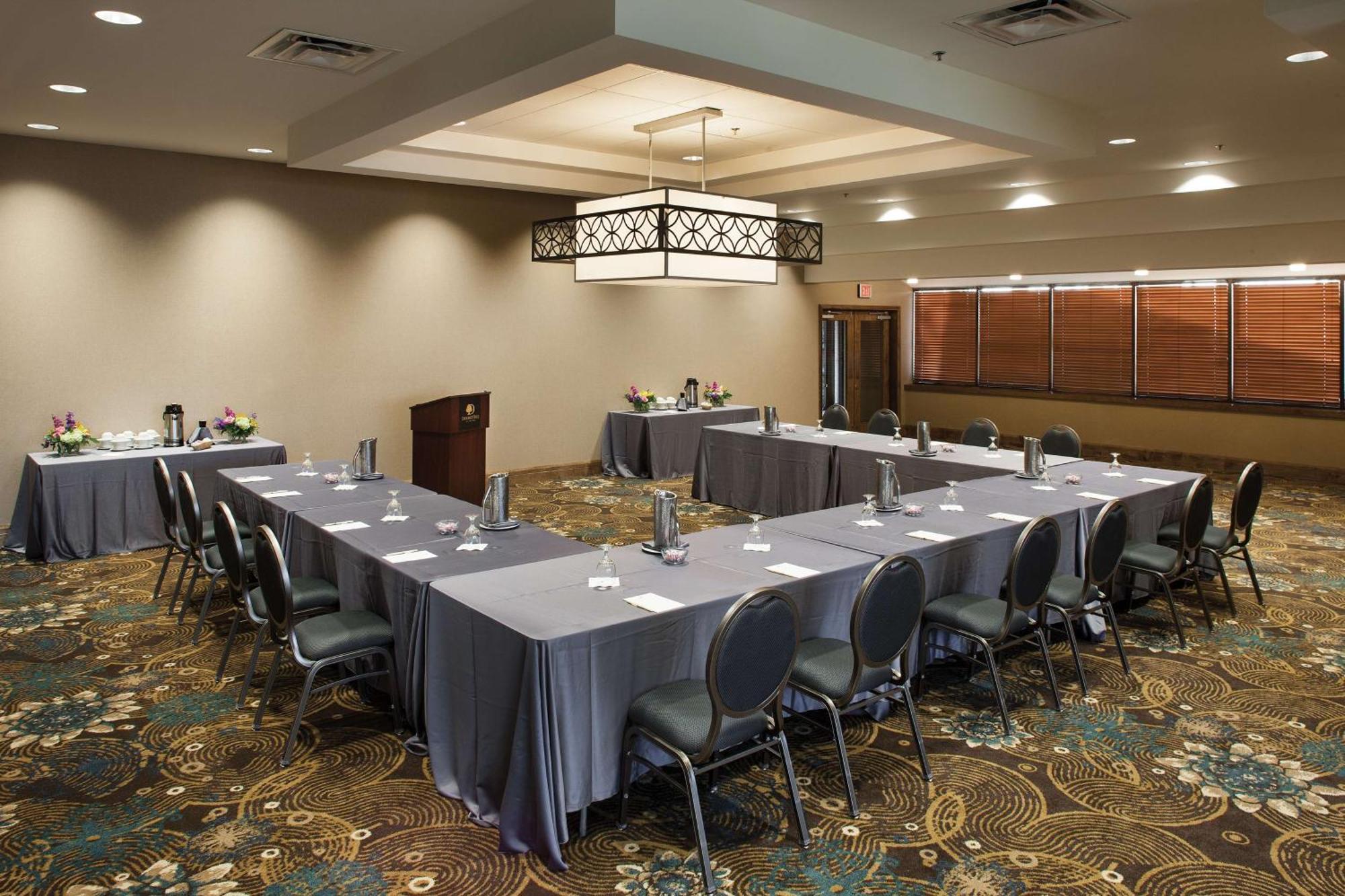 Doubletree By Hilton Johnson City Extérieur photo