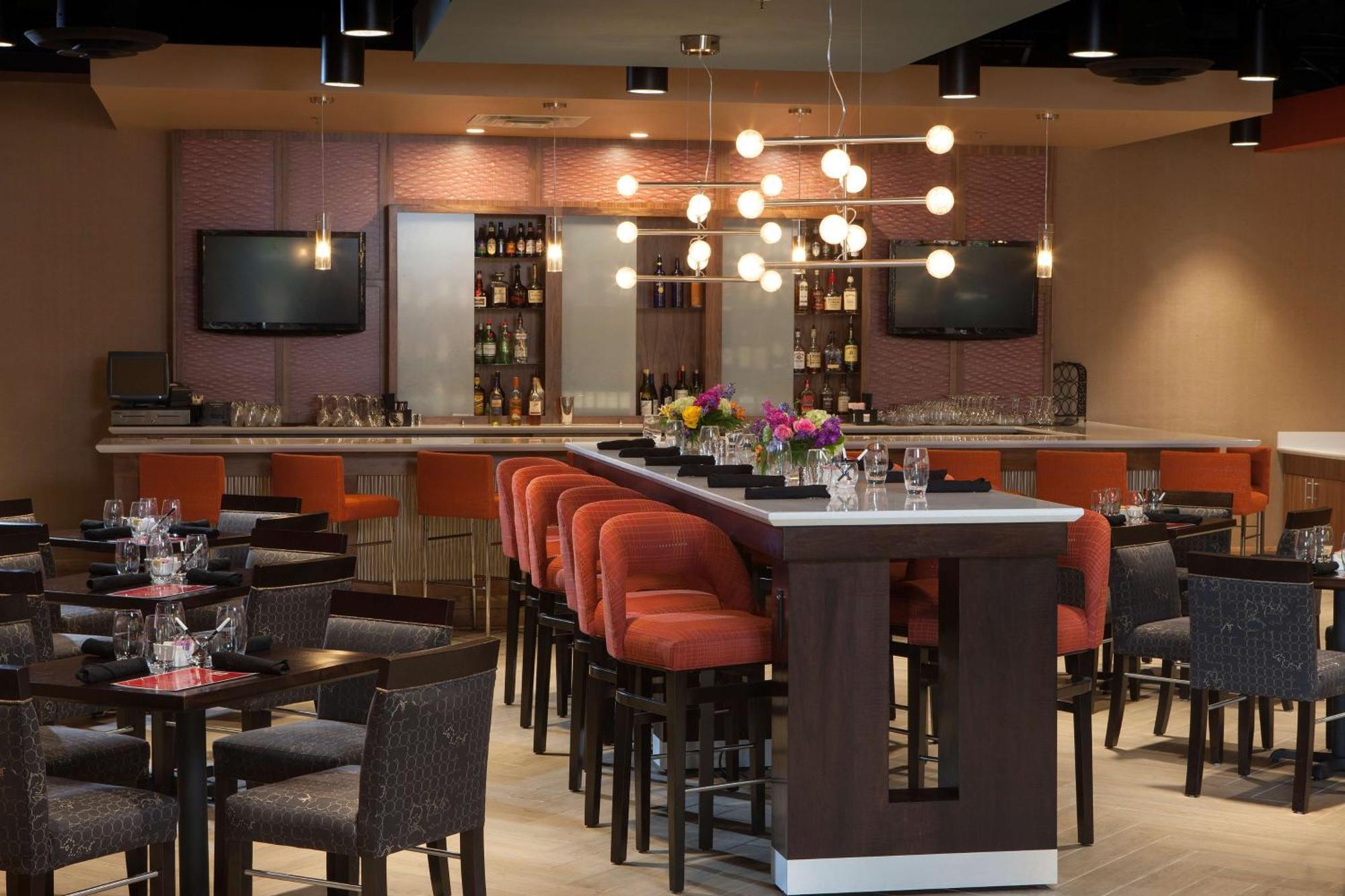 Doubletree By Hilton Johnson City Extérieur photo