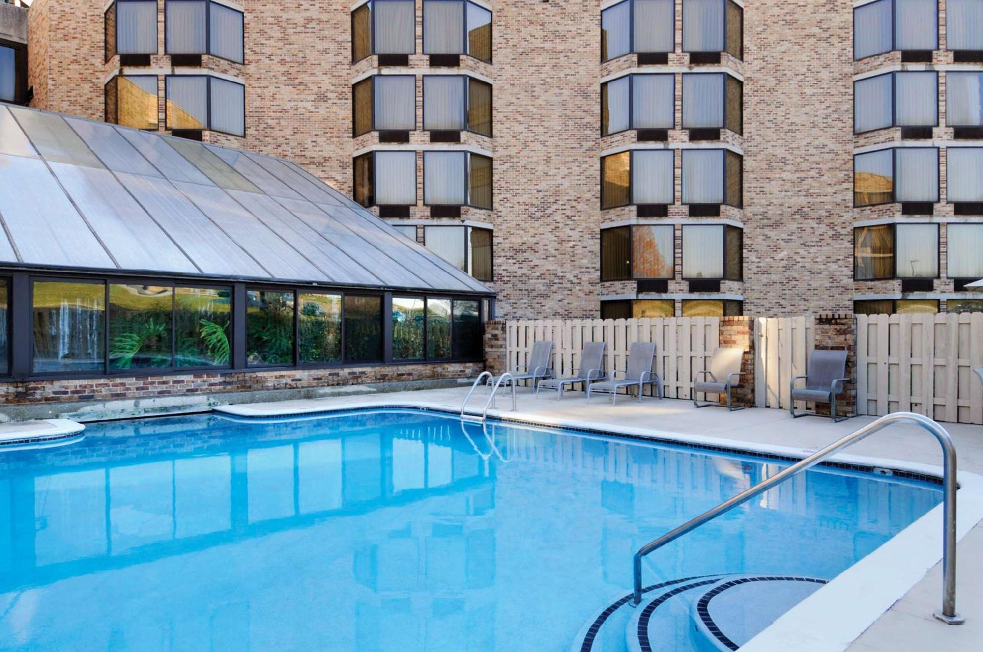 Doubletree By Hilton Johnson City Extérieur photo